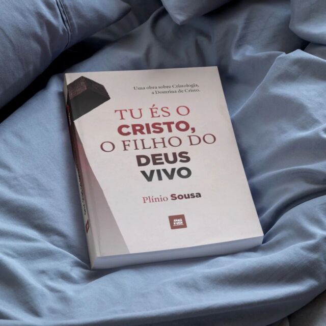 Já comprou o seu?

Esses dois livros estão nos formatos: — Capa Simples (brochura) e Capa Dura (edição de luxo). 

O primeiro livro, “Tu és o Cristo, o Filho do Deus Vivo”, tem como assunto a Doutrina de Cristo (Cristologia); é explicado nessa obra a respeito da Pessoa e Obra de Jesus Cristo. 

No segundo livro, “Alerta Para o Não Convertido”, que é um clássico da Teologia Puritana, tem como assunto principal a Salvação do homem (Soteriologia); com um teor fortemente pastoral e exortativo. Certamente, um guia seguro para o céu.

Peça agora mesmo o seu exemplar, acesse o link que se encontra na bio. 

#EditoraReformadaSantoEvangelho #InstitutoReformadoSantoEvangelho #TeologiaReformada #Teologia #Puritanismo